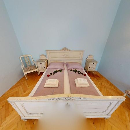 Apartments Kromeriz Bagian luar foto